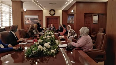 محافظ بورسعيد يناقش المتطلبات العاجلة للانتهاء من تطبيق نظام الجودة ومنظومة الأيزو 9001