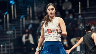 نور الشربيني تسعى للحفاظ على لقبها في جراسهوبر أمام هانيا الحمامي الليلة