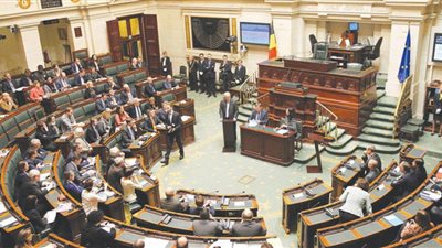 البرلمان الأوربي يضع قيودًا علي شركات التكنولوجيا العملاقة