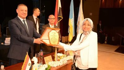 جامعة الإسكندرية تحتفل بتخريج الدفعة 79 و80 في كلية الحقوق 