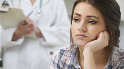 بطانة الرحم المهاجرة والحمل.. أعراض خفيفة ومضاعفات محتملة