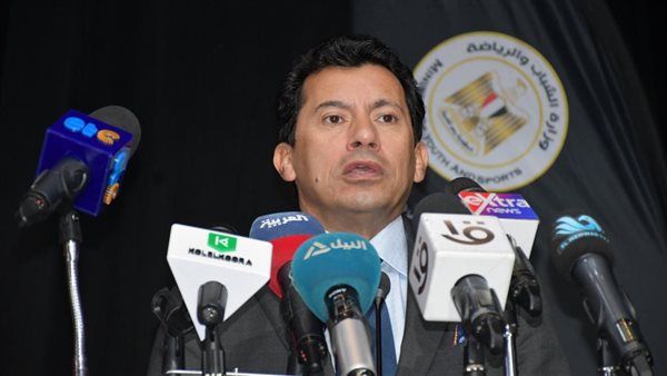 الدكتور أشرف صبحي