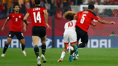 الفار يتدخل ويلغي ركلة جزاء احتسبها الحكم لمنتخب تونس