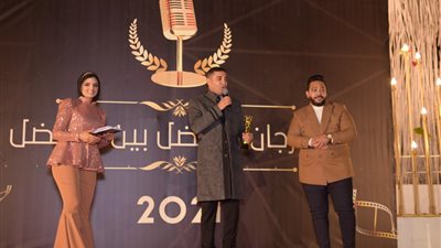 تكريم نجوم الفن بـ احتفالية راديو في السكة | صور