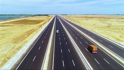 المرور تعلن غلق محور 30 يونيو وطريق بورسعيد اتجاه دمياط لوجود شبورة