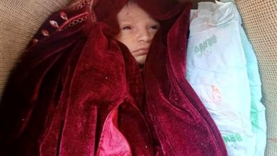 العثور على طفل حديث الولادة ملقى بأحد شوارع الدقهلية