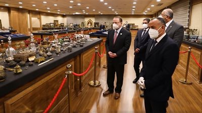 النيابة تستدعي المتهمين في واقعة شقة الزمالك الأثرية