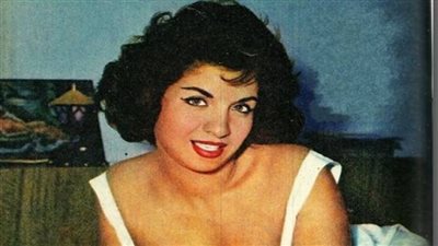 مُنعت أغانيها بقرار سيادي وأنهت حياتها بالزئبق الأحمر.. محطات في حياة مها صبري | فيديو جراف 