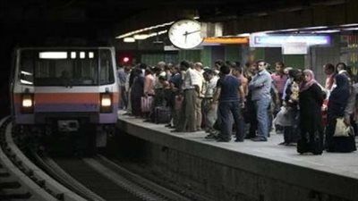 متحدث المترو: عودة حركة قطارات الخط الثاني لطبيعتها.. والتوقف استغرق 7 دقائق فقط