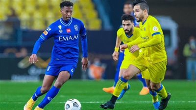 طاقم تحكيم روسي بقمة الدوري السعودي بين الهلال والنصر