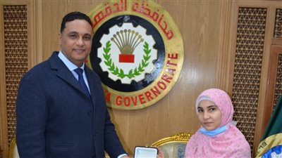 هاجر تروي لـ القاهرة 24 كيف سمّعت القرآن في 10 ساعات دون خطأ.. وتفاصيل جائزة العُمرة