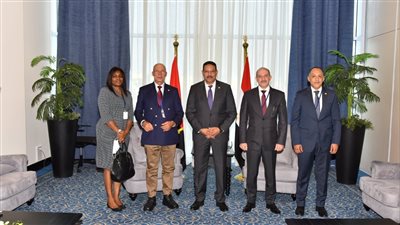 رئيس هيئة الرقابة الإدارية يلتقى وزير العدل وحقوق الإنسان بدولة أنجولا 