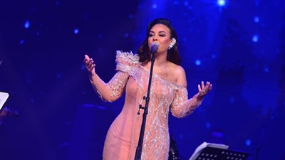 مروة ناجي تتألق على مسرح الماركي بصاحبة المايسترو إيهاب عبد الحميد 