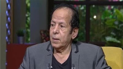 بعد نقله إلى العناية المركزة.. عادل الفار يكشف آخر تطورات حالته الصحية