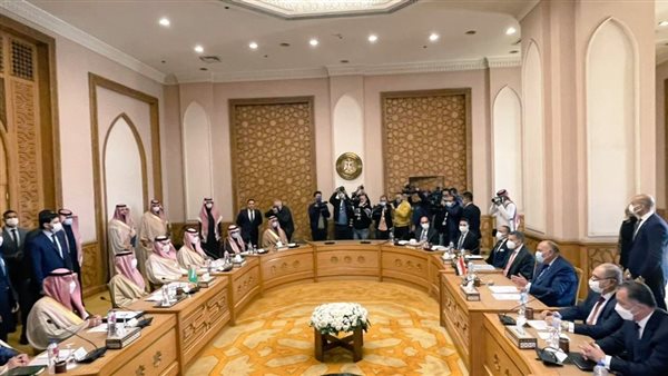 لجنة المتابعة والتشاور