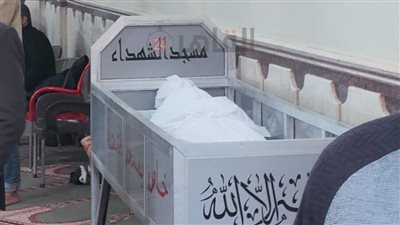 وسط غياب تام للفنانين.. بدء صلاة الجنازة على الراحل محب كاسر بالغربية 