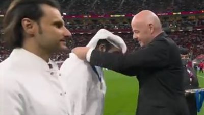 إنفانتينو يكرم الأطقم المهنية المواجهة لجائحة فيروس كورونا