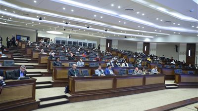 مؤتمر جامعة الأزهر للمناخ يطالب الدول الصناعية بالحد من التأثيرات المناخية