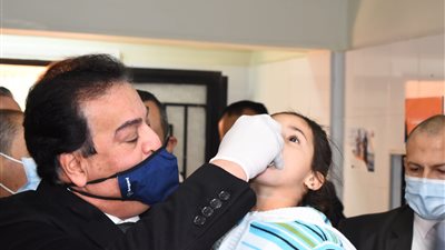 الصحة: مدّ عمل حملة التطعيم ضد شلل الأطفال 48 ساعة للصغار المصابين بالبرد