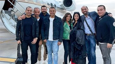  عمرو دياب يصل السعودية لإحياء حفله الغنائي في ختام مهرجان ميدل بيست بموسم الرياض