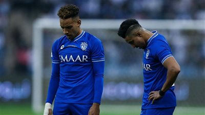 جارديم يستبعد الدوسري وبيريرا من قائمة الهلال لمواجهة الرائد غدًا 
