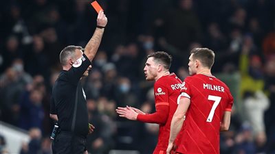 روبرتسون يوجه رسالة لجماهير ليفربول بعد طرده أمام توتنهام