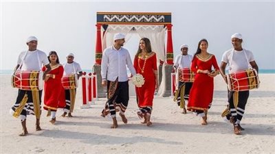 للمرة الثانية.. علي غزلان يحتفل بزفافه من فرح شعبان بالمالديف| فيديوجراف