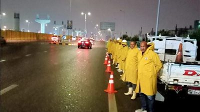 جهاز 6 أكتوبر: استمرار تمركز أفراد وسيارات الصرف الصحي لمواجهه الأمطار