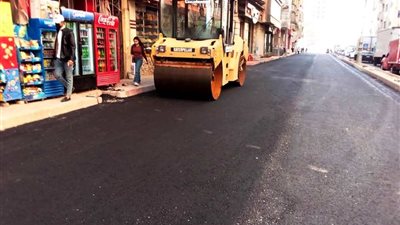 انتهاء أعمال رصف المرحلة الثانية من تطوير شارع التحرير بحي شرق سوهاج | صور