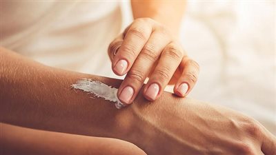 هيئة الدواء: نصائح لتجنب جفاف الجلد في فصل الشتاء