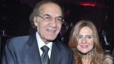 رانيا محمود ياسين تؤدي مناسك العمرة لوالدها: يارب تقبلها.. واحشره مع الشهداء