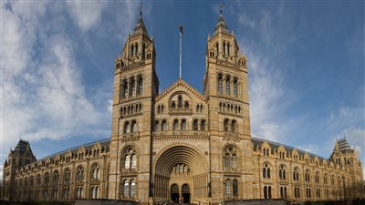 بسبب متحور أوميكرون.. المتاحف البريطانية تغلق أبوابها قبل موسم عيد الميلاد