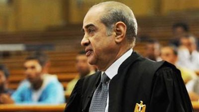 فريد الديب يصل إلى المحكمة للدفاع عن حسن راتب في قضية الآثار الكبرى