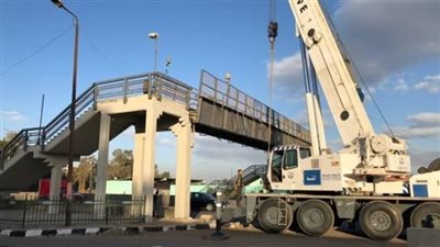 صدمته سيارة نقل.. تفاصيل تضرر كوبري ميت عاصم على الطريق الزراعي السريع ببنها | بث مباشر 