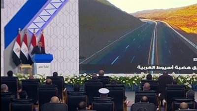 مدبولي: الحكومة تطلق أول كتاب لتوثيق إنجازات مصر خلال 7 سنوات ماضية 