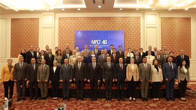 وزير السياحة يلتقي بأعضاء الدورة الـ 46 للتمثيل الدبلوماسي للملحقين العسكريين