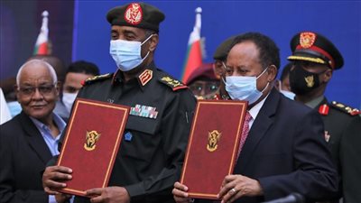 بعد استقالة حمدوك.. ممثل الأمم المتحدة بالسودان يعرب عن قلقه ويطالب بحفظ حق المحتجين