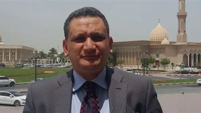 علاء الجابري: زيادة جوائز الرواية جرس إنذار بضعف شعبية الشعر