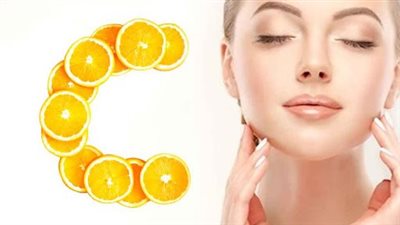 فوائد فيتامين سي للوجه في 6 نقاط.. أهمها النضارة والترطيب