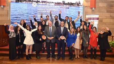 17 فيلما وثائقيا تتوج مشروعات تخرج ماجستير الإعلام بالجامعة الأمريكية | صور 