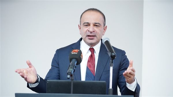 الدكتور أحمد كمالي