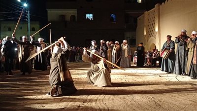 قبل افتتاحه اليوم.. وضع اللمسات الأخيرة لعرض افتتاح مهرجان التحطيب بالأقصر| صور