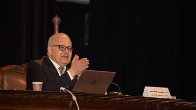  الخشت: جامعة القاهرة تتقدم 71 مركزًا بالتصنيف الإسباني سيماجو بنسبة 13.5% عن العام السابق