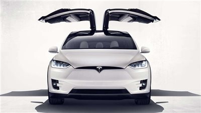 سيارات كهربائية.. تسلا إكس تتخطى حاجز مليوني جنيه في سوق المستعمل المصري