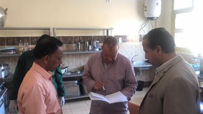 قبل احتفالات الكريسماس.. الرقابة التجارية بالغردقة تشن حملات مكثفة على المنشآت السياحية