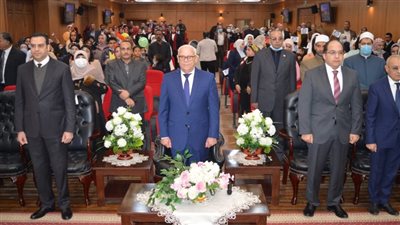 محافظ بورسعيد يلتقي أسر وأبطال 56: كتبوا اسم بورسعيد فى سجل التاريخ المصري والعالمي