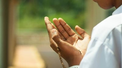 دعاء يشرح القلب.. كلمات تزيل الهم والضيق 