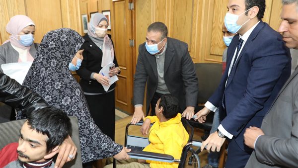 محافظ المنوفية يلتقي