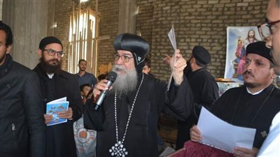 وضع حجر أساس كنيسة السيدة العذراء والملاك ميخائيل بقرية بني مهدي