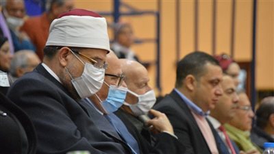 استعراضات فنية.. وزير الأوقاف يشارك في احتفالات بورسعيد بالعيد القومي | صور 